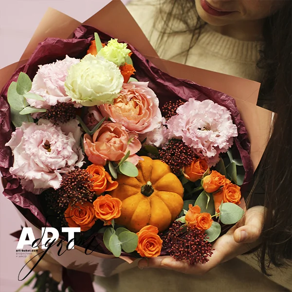 Доставка цветов на последний звонок в Москве