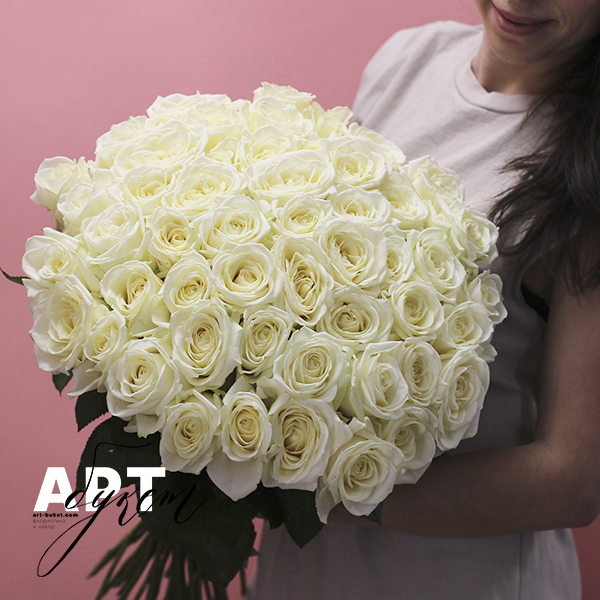 Цветы 51 белая роза (50 см)