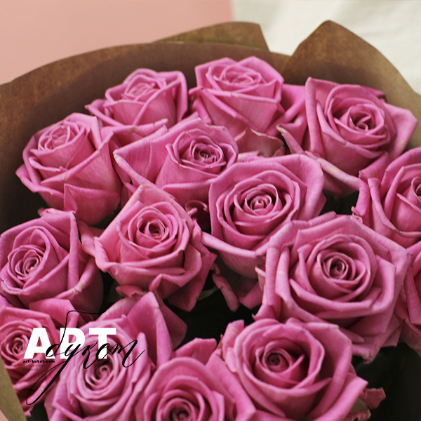 15 розовых роз (70 см)